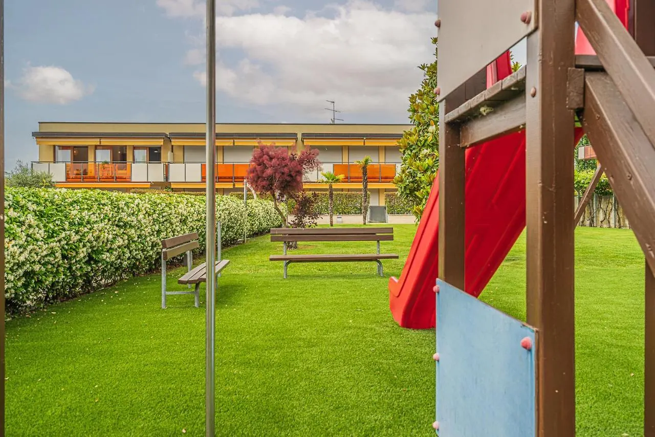 Hygge Family Apartment - One Step Away From The Lake!!! Sirmione