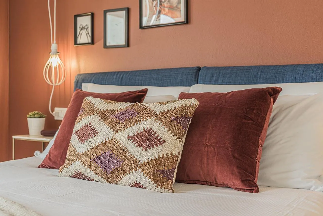 Hygge Family Apartment - One Step Away From The Lake!!! Sirmione