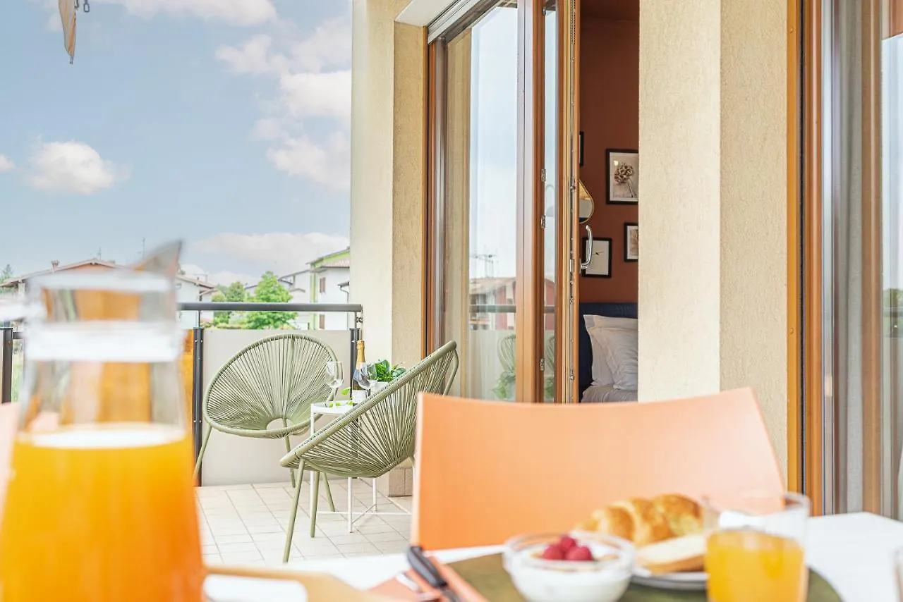 Hygge Family Apartment - One Step Away From The Lake!!! Sirmione