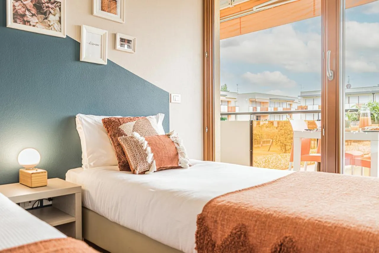 Hygge Family Apartment - One Step Away From The Lake!!! Sirmione