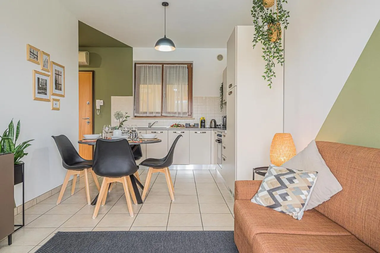Hygge Family Apartment - One Step Away From The Lake!!! Sirmione