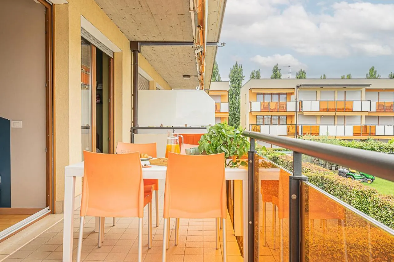 Hygge Family Apartment - One Step Away From The Lake!!! Sirmione 0*,