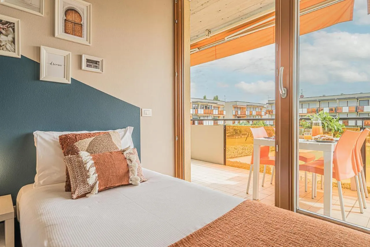 Hygge Family Apartment - One Step Away From The Lake!!! Sirmione Italia